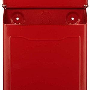 Puede incluir: Buz&oacute;n de metal rojo con el n&uacute;mero "2409" en negro en la parte delantera.