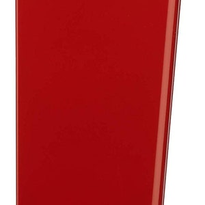 Puede incluir: Un buz&oacute;n de metal rojo con un solo tornillo visible en la parte superior.