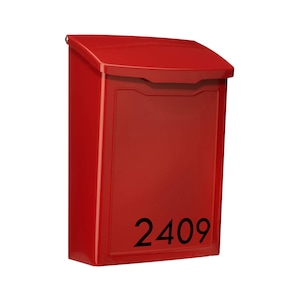 Puede incluir: Buz&oacute;n rojo con el n&uacute;mero "2409" en negro en la parte delantera.