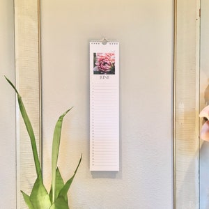 Birthday Calendar · Perpetual Calendar · Floral Photos · 12 month · 4.25&quot; x 19&quot;
