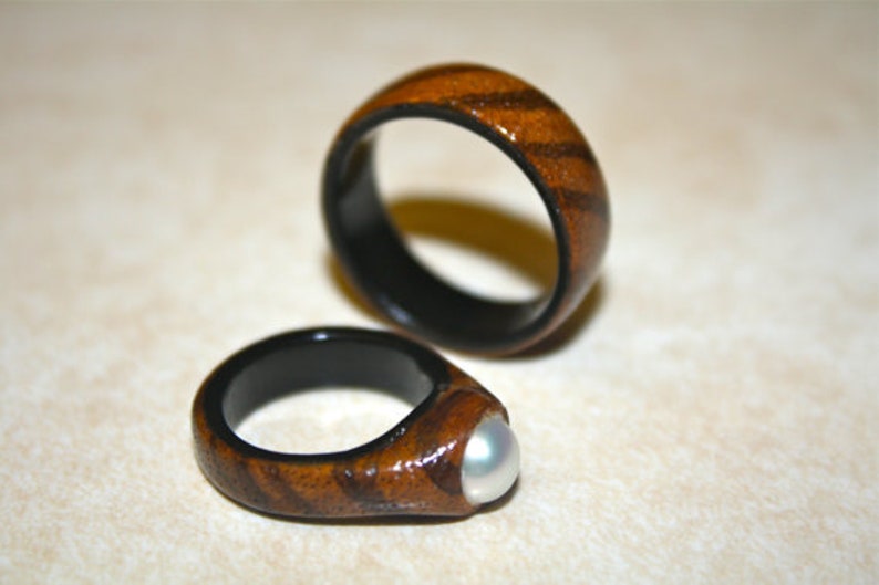 and Mrs Mr Rustic Wood Wedding Band Set Wood Couple/'s Ring Unique Anniversary Bands Ring Set
