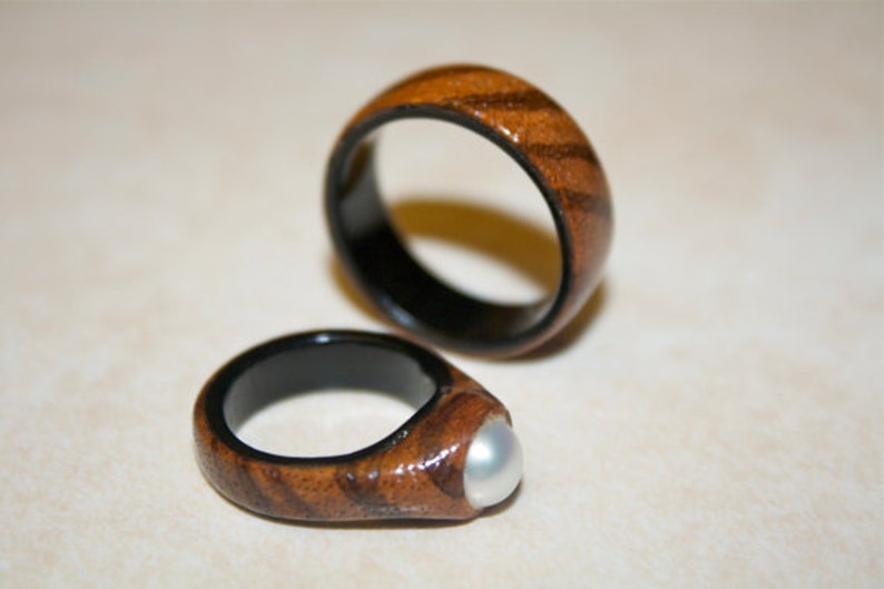 and Mrs Mr Rustic Wood Wedding Band Set Wood Couple/'s Ring Unique Anniversary Bands Ring Set