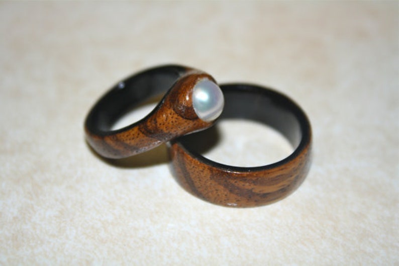 and Mrs Mr Rustic Wood Wedding Band Set Wood Couple/'s Ring Unique Anniversary Bands Ring Set