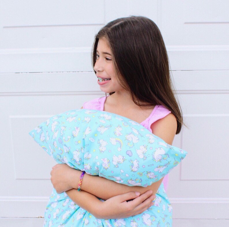 Teal Unicorn Print Pillowcase 100/% Cotton.