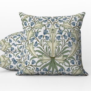 Cojines de exterior / Cojines de jardín resistentes a la intemperie / Diseño floral vintage de William Morris / Estampado de campanillas azules y verdes / Cojín decorativo para exteriores