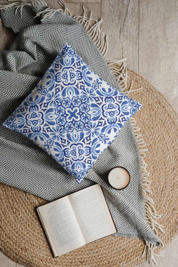 European 2025 seaside pillows
