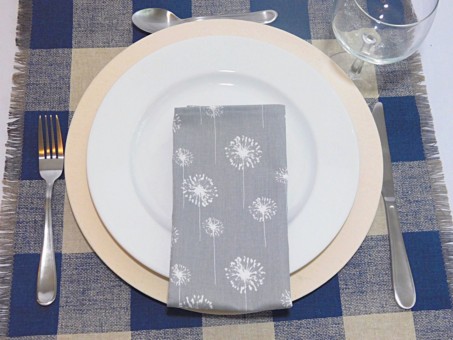 Check Blue and Beige table Runner PlaidcanvasTable settingPatio