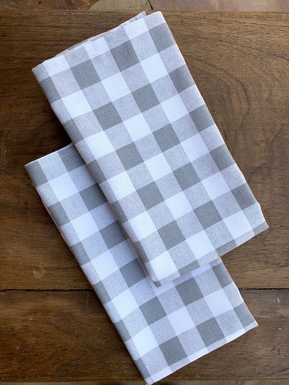 Gray and White plaid cotton napkins| Farm table| Table settings| Set of two| Farmhouse decor| Minimalist|Weddings| Dinner Rehearsal|Country