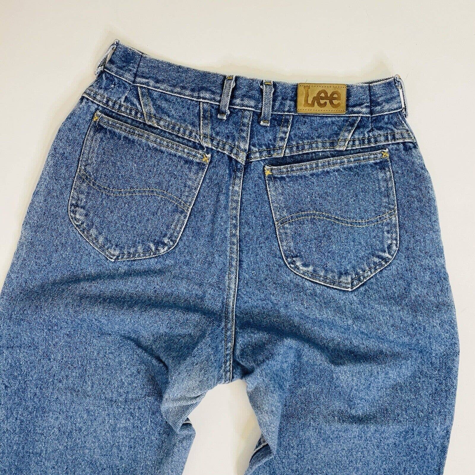 lee tapered jeans
