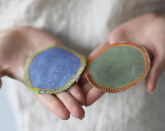 Set of 7 with a Bag / Reusable Linen Rounds / Zero Waste Make Up Remover / Washable Facial Rounds /Linen Round Pads for Face /Ethically Made