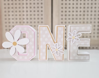 Lettre Daisy 3D - décoration d'anniversaire groovy, fait main, matériau cartonné, thème rétro, filles