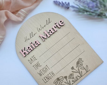 Signe de statistiques de naissance de bébé : décoration de chambre d'enfant de fleurs sauvages, souvenirs de nouveau-né, annonce de nom