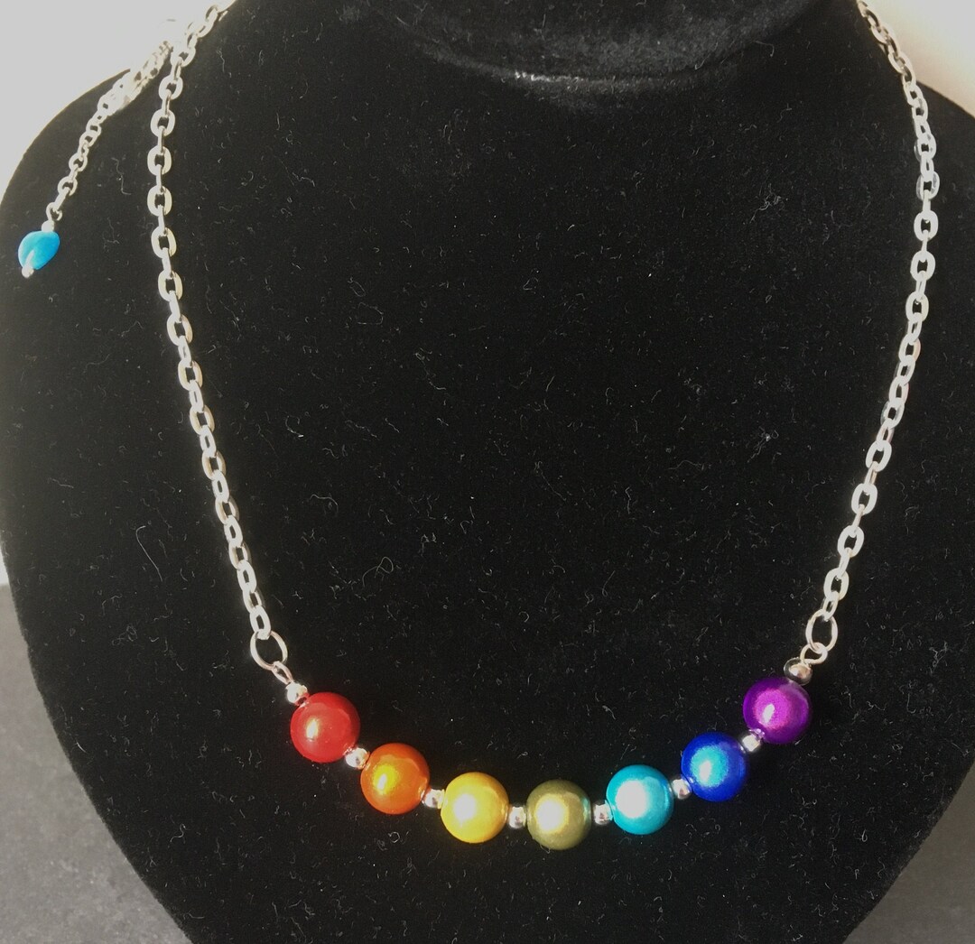 ◆VVV◆ Rainbow Unbalanced Heart Bead Chain Necklace 25SSNK1 Rainbow Necklaces – Olivia Beeken