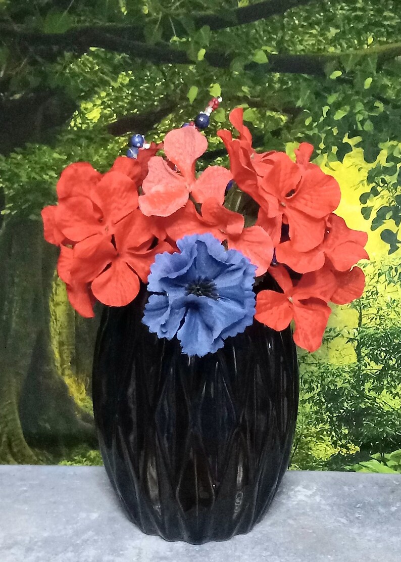 Black Ceramic Flower Vase H-6 in / Vintage Design Collectible - Etsy