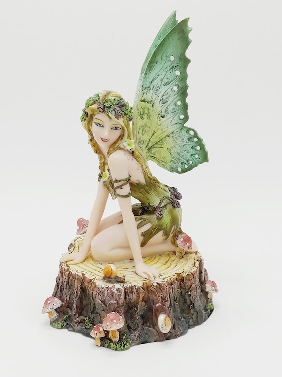 Green Forest Fairy Pixie Kneeling on a Tree Stump Height 9.5