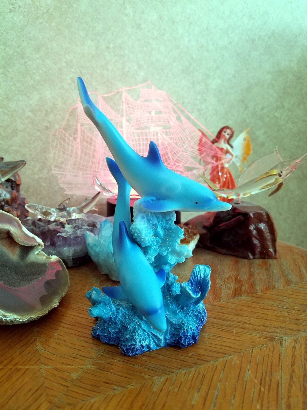 MARINE LIFEの波とイルカと波のオブジェ2セットです。 - メルカリ