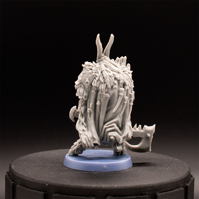 Demon Lord D/&D Bul/'Gar Unpainted Miniature Baphomet Warrior Hate