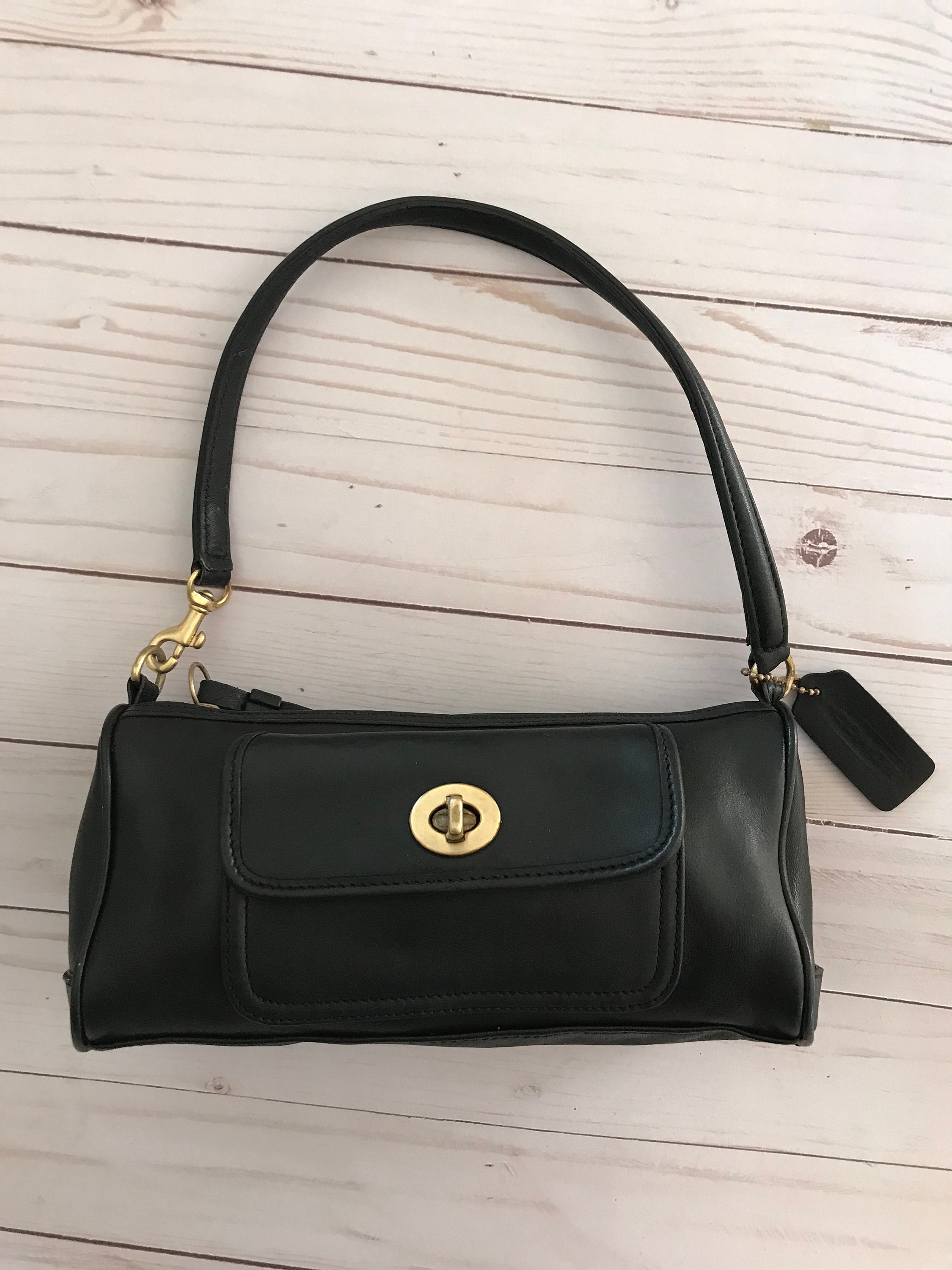 VTG Coach Penelope Small Leather Handbag / Demi Bag 9712