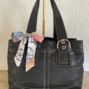 Vtg COACH White Signature Canvas / Leather Fabric Y2K Demi Mini