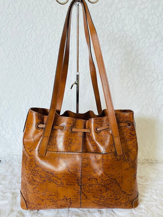 Patricia Nash Large Map Floral poppy tote, duffle/buc… Gem