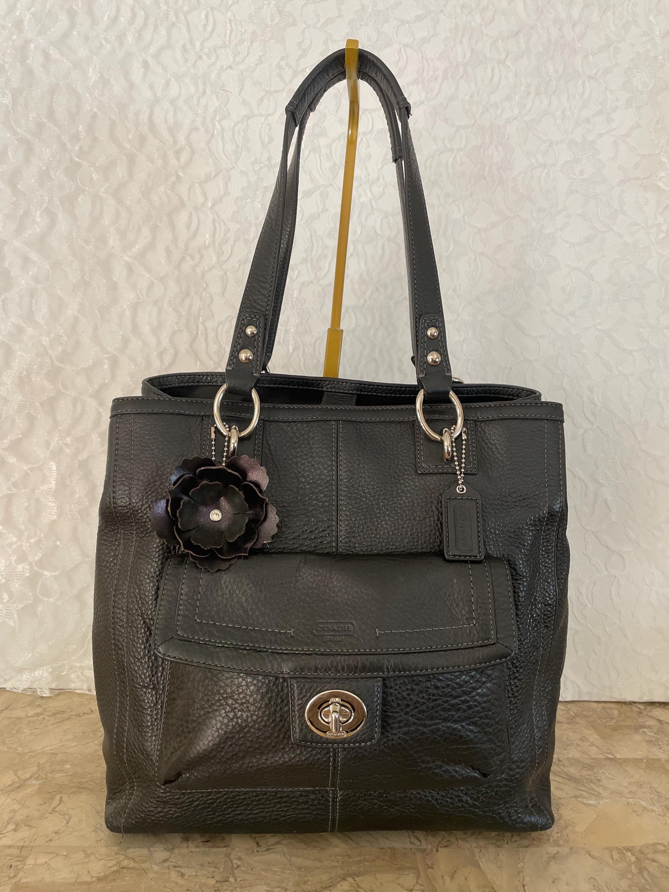 バッグ Coach vintage handbag turnlock leather Vintage Coach Turnlock Bag - Etsy