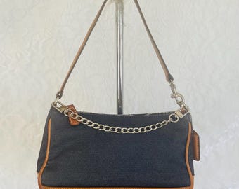 バッグ Coach Baguette Hampton Semi Demi Bag Y2K Coach Baguette Hampton Semi Demi Bag Y2K MMMe53 | eBay