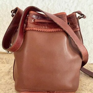 Bundle of 2 Brighton purses leather croc embossed bucket shoulder bag and foldable bag image 3