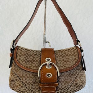信頼も厚い Vintage Y2K Coach Soho Flap Signature Shoulder Bag Brown バッグ