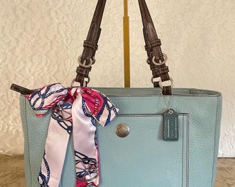 Vintage Y2K Coach Purse 8E97 light blue Chelsea Leather small tote, Shoulder Bag