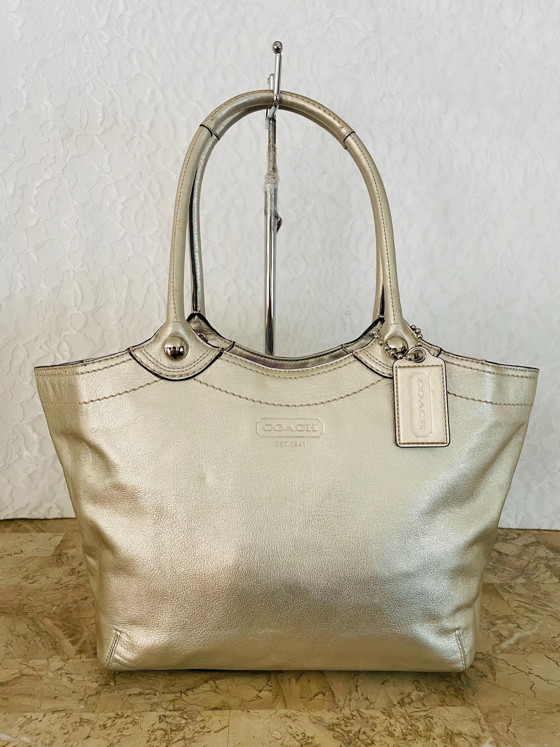 LIMITED EDITION Coach Bleecker Legacy Metallic Light Silver
