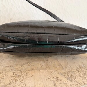 Bundle of 2 Brighton purses leather croc embossed bucket shoulder bag and foldable bag image 14