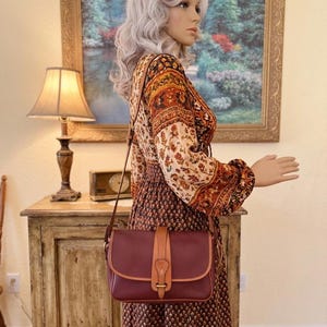 Dooney & Bourke バーガンディ ショルダーバッグ Dooney and Bourke Handbags Burgundy - Etsy