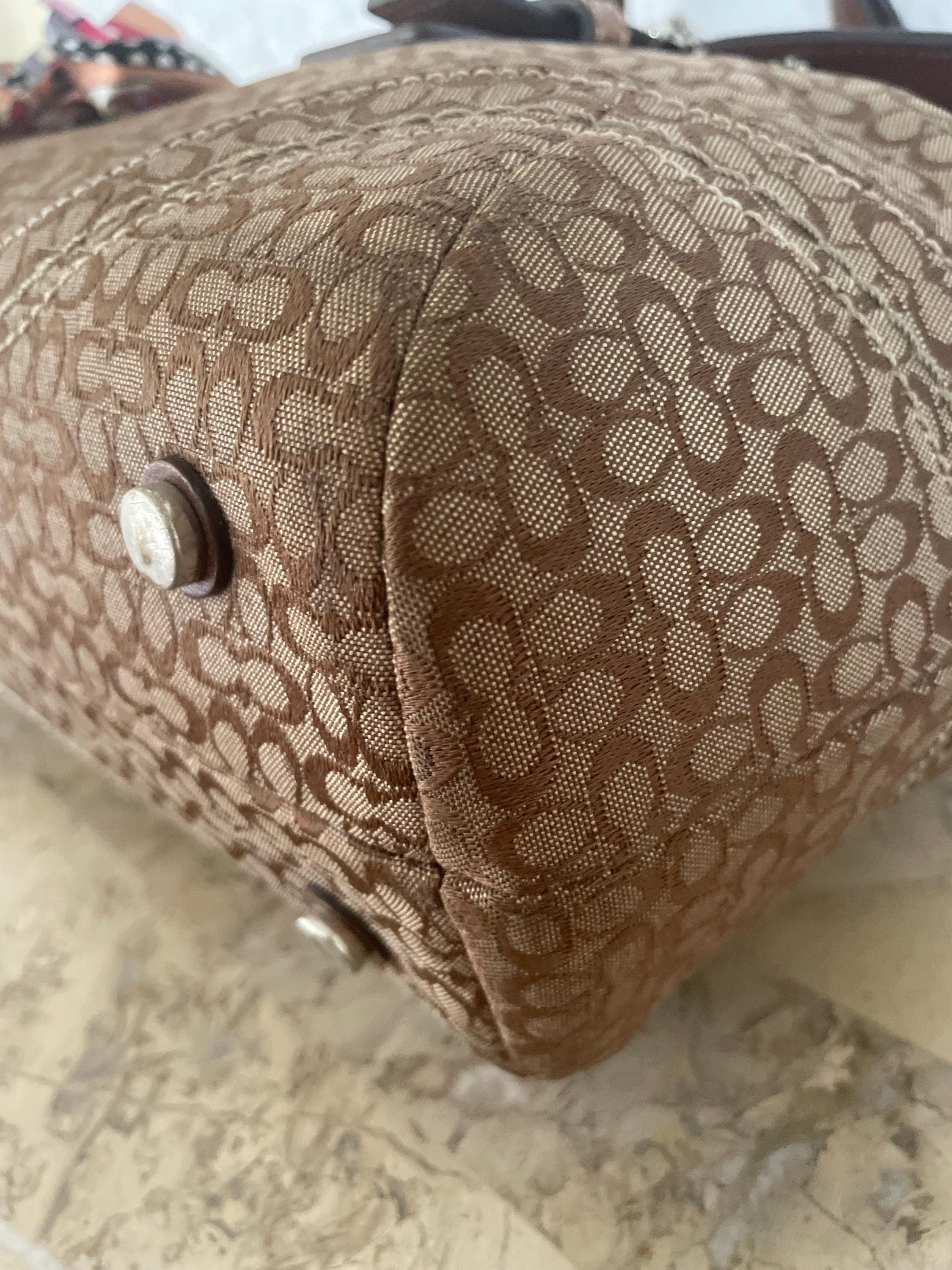 バッグ Coach Soho Signature Brown Bag il_1080xN.7239059843_7xv3.jpg