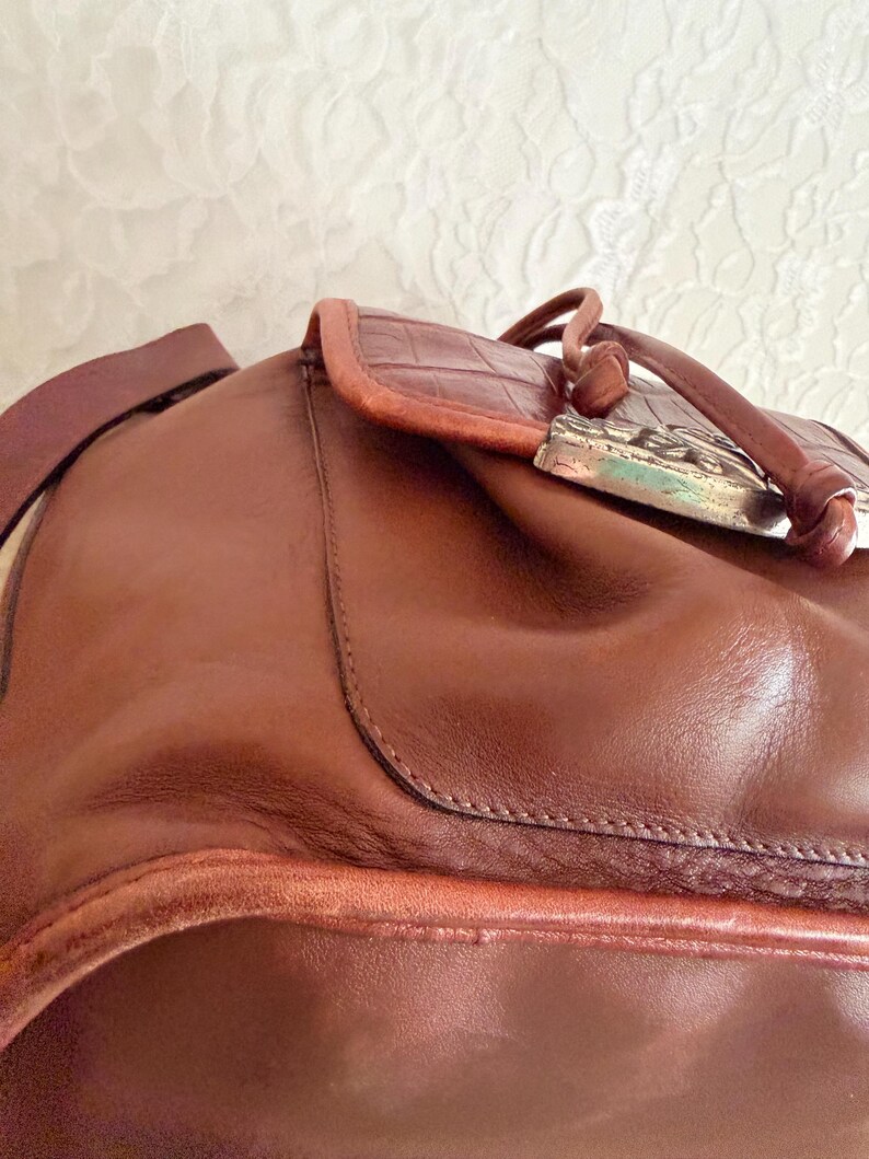 Bundle of 2 Brighton purses leather croc embossed bucket shoulder bag and foldable bag image 7