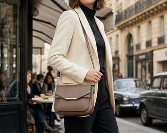 バッグ COACH 12515 Signature Shoulder Bag Gold Rare Coach Signature C Metallic Canvas / Lurex Leather Bronze