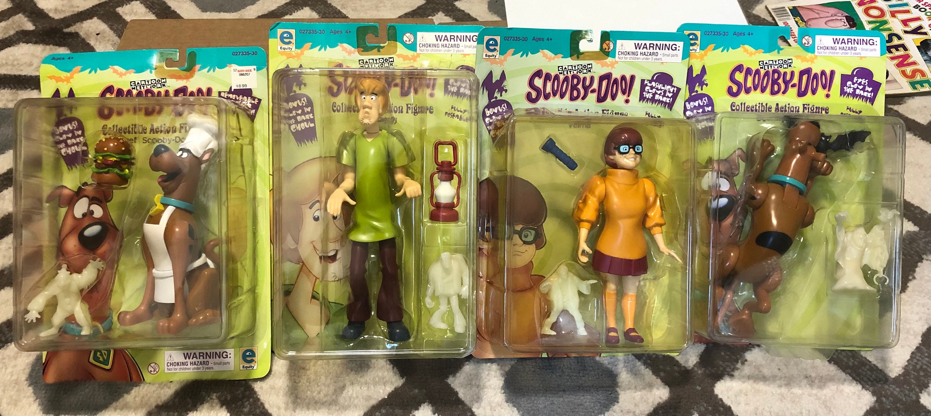 Scooby doo hotsell figure set