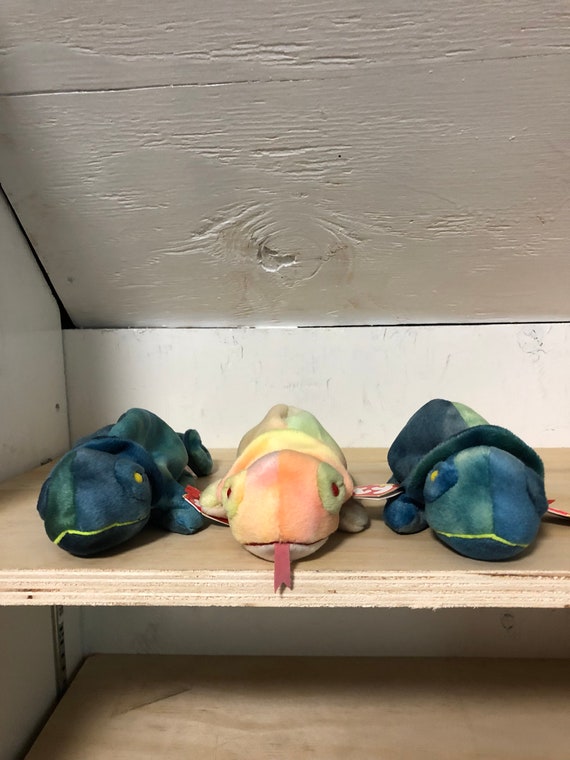 ty beanie baby rainbow chameleon 1997 value