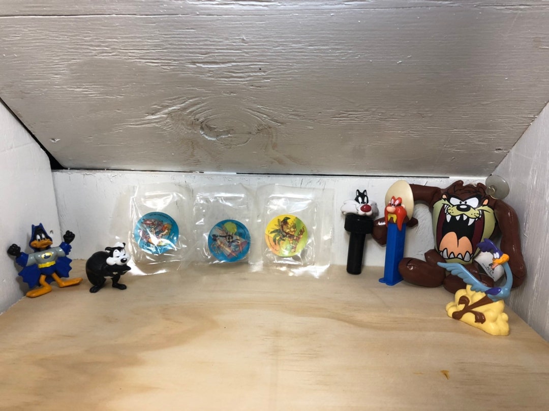 Warner Brothers Miscellaneous Toy Set - Etsy