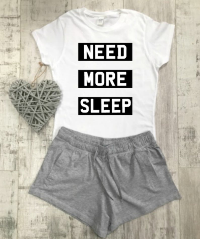 Slogan Pyjamas Sleep Lover Pyjamas Queen Of Naps Pyjamas