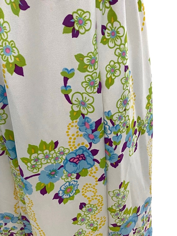 70s Vintage Bright Floral Sleeveless Maxi Dress - image 5