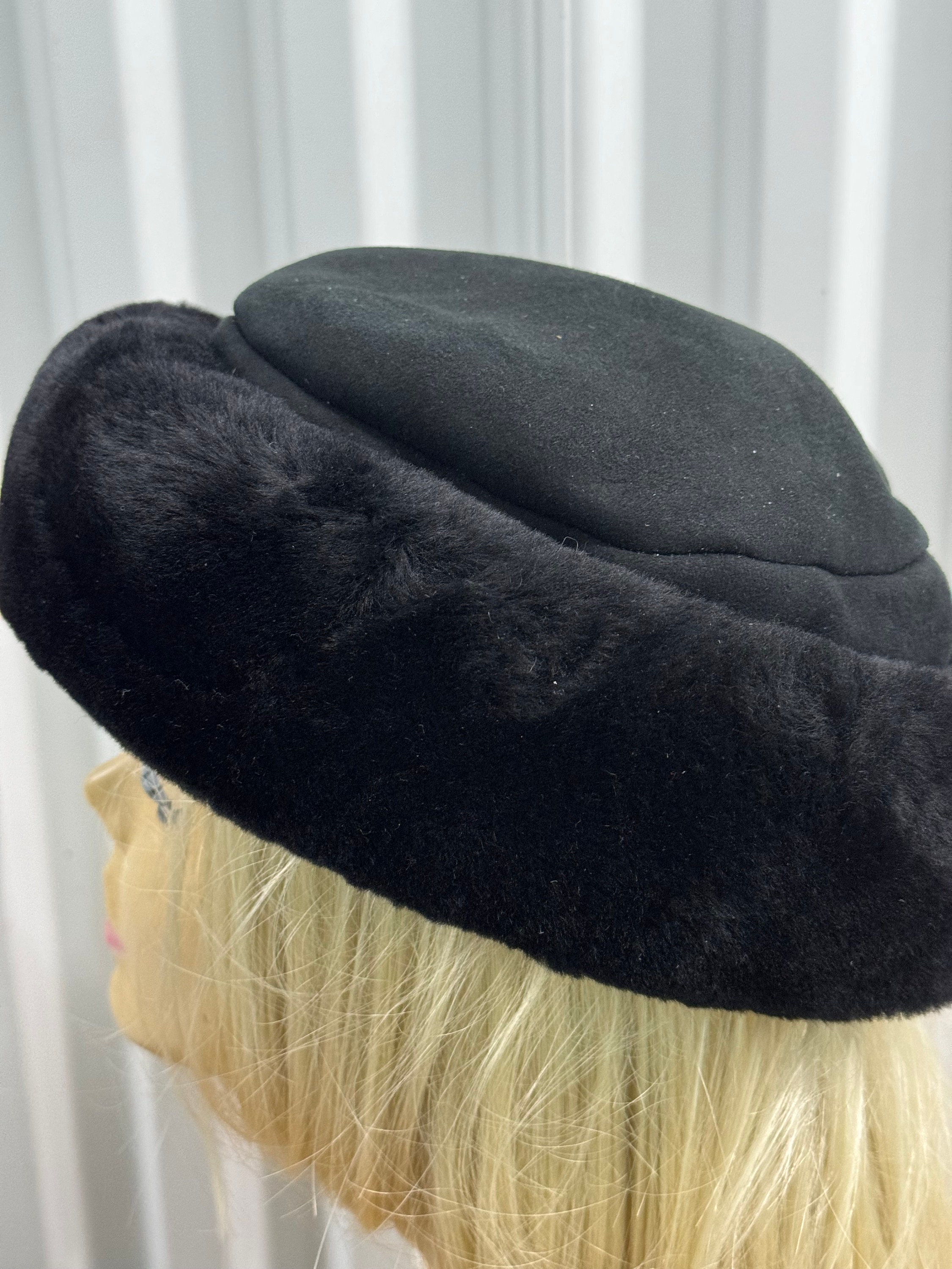 Surell Black Shearling Hat - Etsy Norway display picture 1