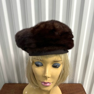 Vintage 1950s Nathan DeScherer Mink Fur Beret