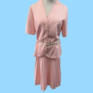 Vintage 1970&#39;s Pink & White Checked Summer Suit W/ Pleated Skirt