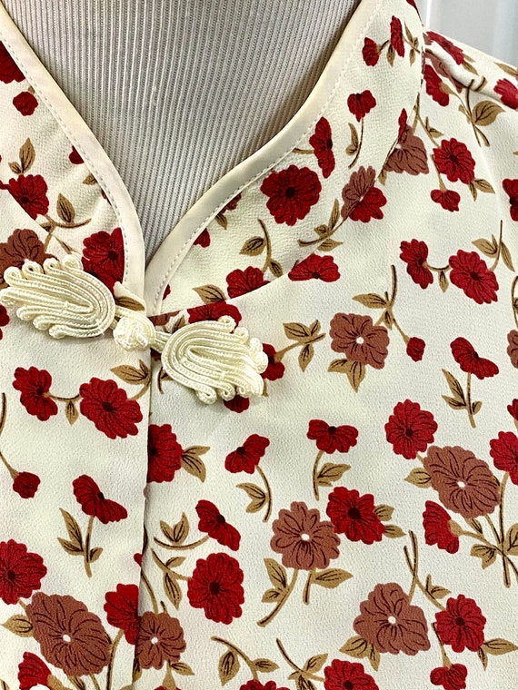 Vintage Chinese Style Blouse Red White Floral Des… - image 3