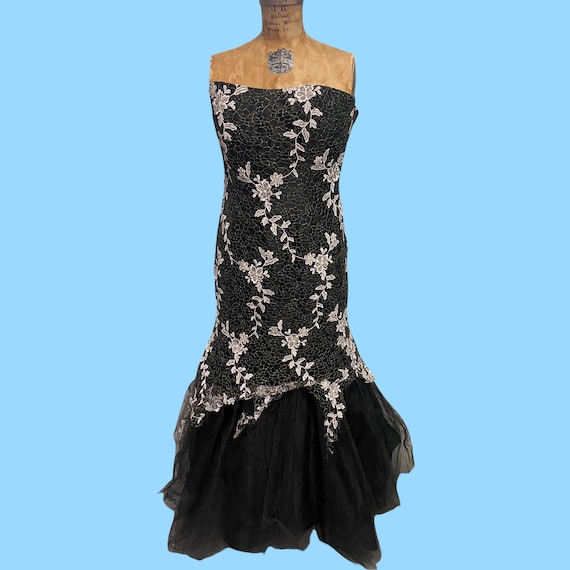 Vintage 1980's Strapless Black Satin W/ Silver Fl… - image 1