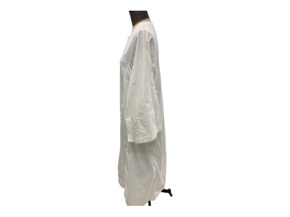 Vintage White Cotton Robe / Traditional Maxi Dress - image 8