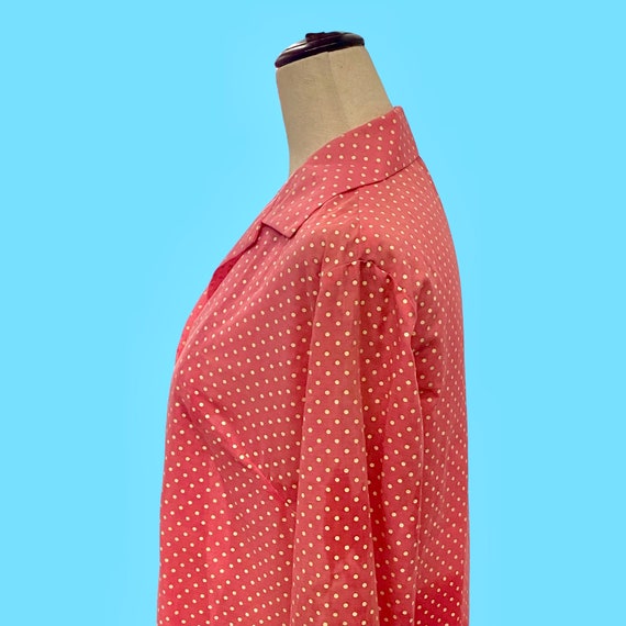 Vintage 1960s Frilly Pink Polka Dot House Dress S… - image 9