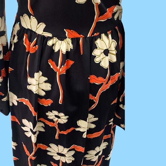 Vintage 1960s Black Floral Secretary Style Summer… - image 10