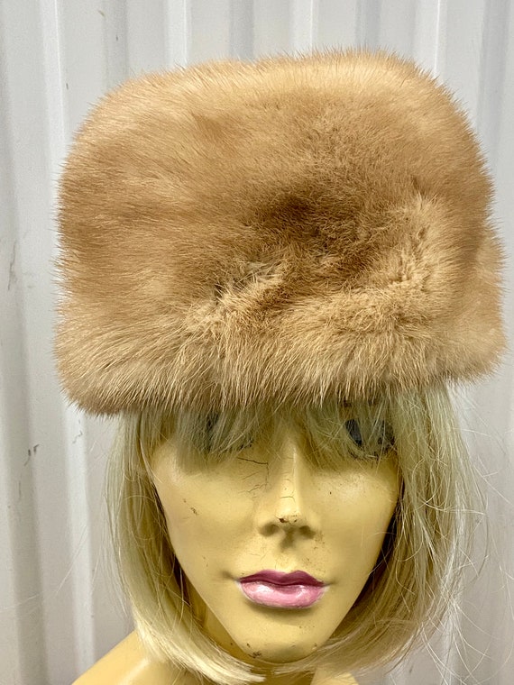 Vintage Macys Little Shop White Fur Pillbox Hat