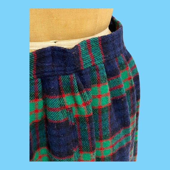 Vintage 1970s Classic Pendleton Plaid Wool Skirt … - image 4